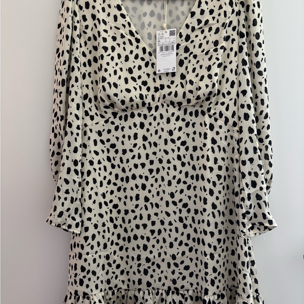NEW WITH TAGS Chic Black and White Dot Dress